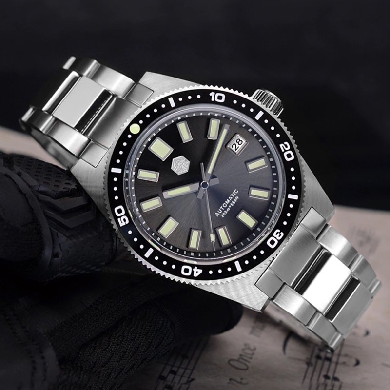 Detailed Review: San Martin SN007-G-B + Watch Score | HomageSpot